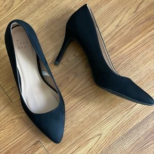 A New Day Target Brand Pointed Toe Suede Black Heels